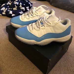 Low Jordan 11